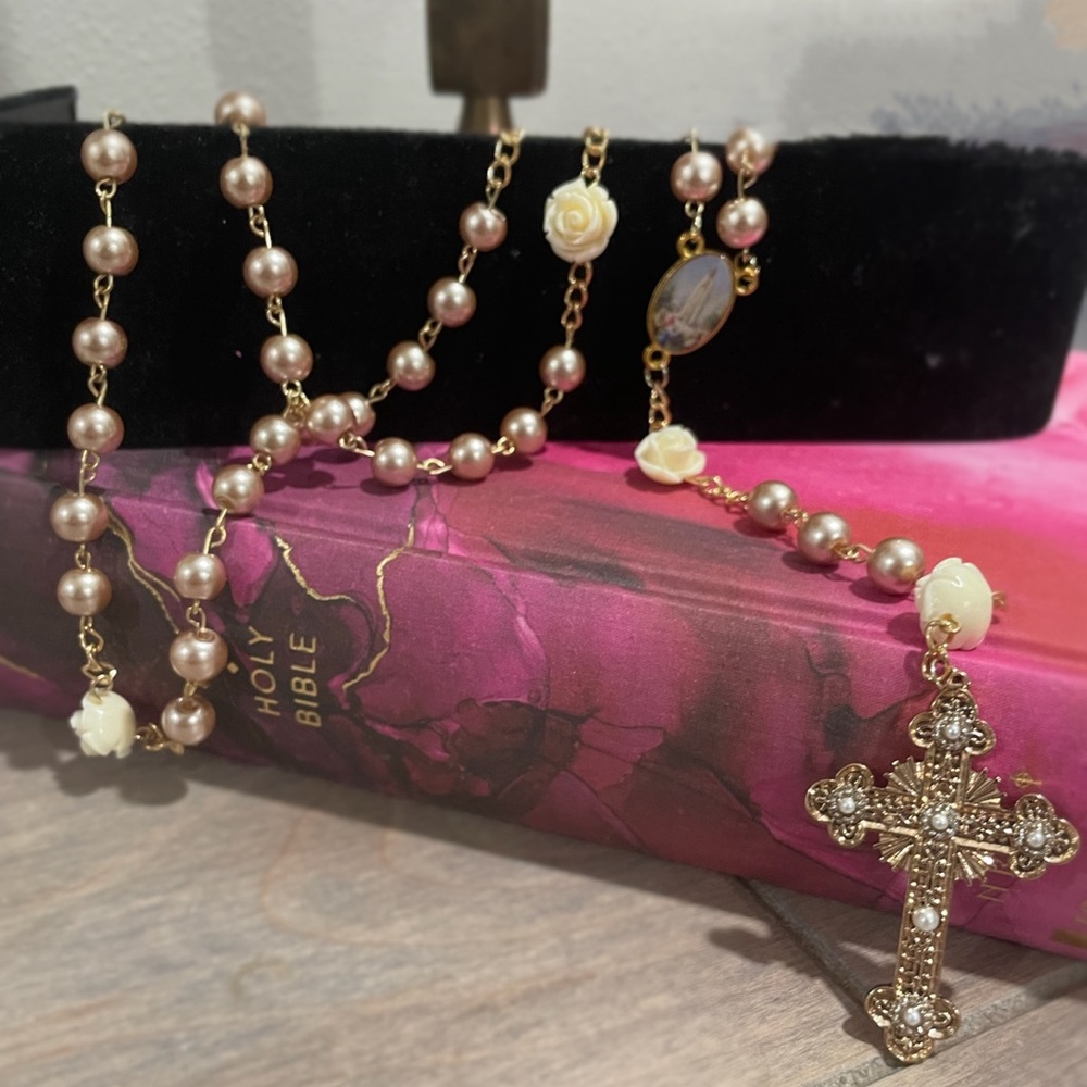 Handmade Pink Beige Pearl Rosary, W/ White Rose Mysteries, and Gold Metal Accent